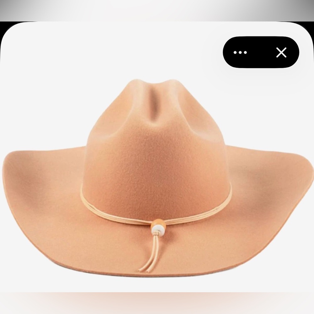 Free People, Lack of Color, peach 100% Australian wool cattleman’s crease hat